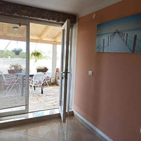 Mare Apartment *